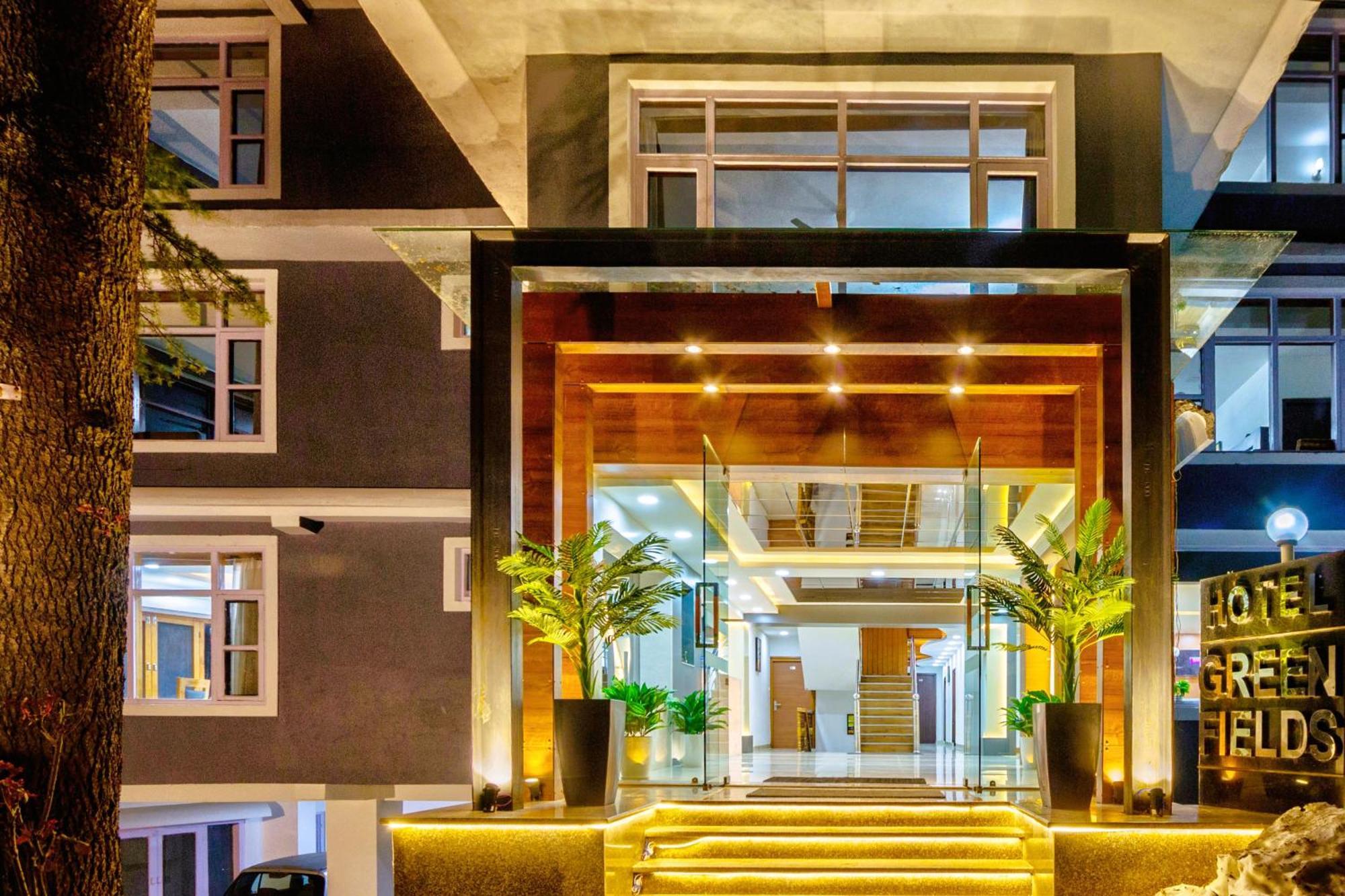 Hotel Greenfields Manāli Kültér fotó