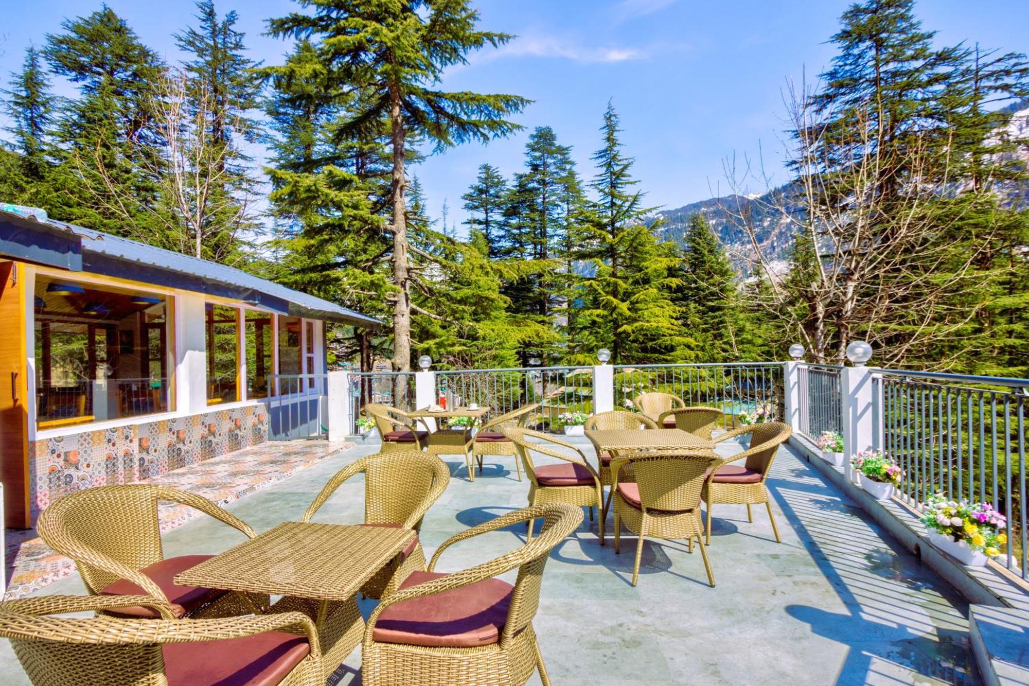 Hotel Greenfields Manāli Kültér fotó