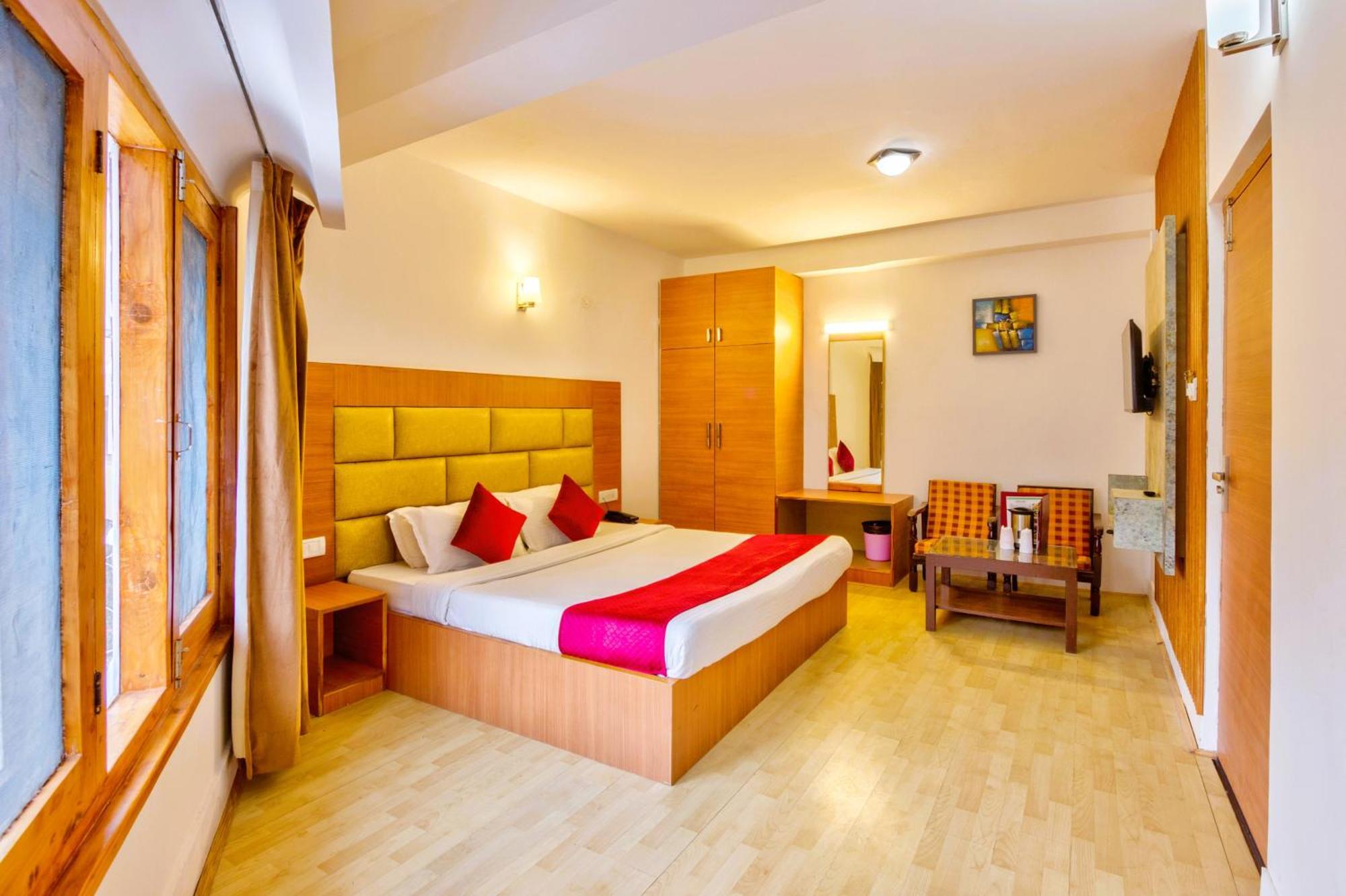 Hotel Greenfields Manāli Kültér fotó