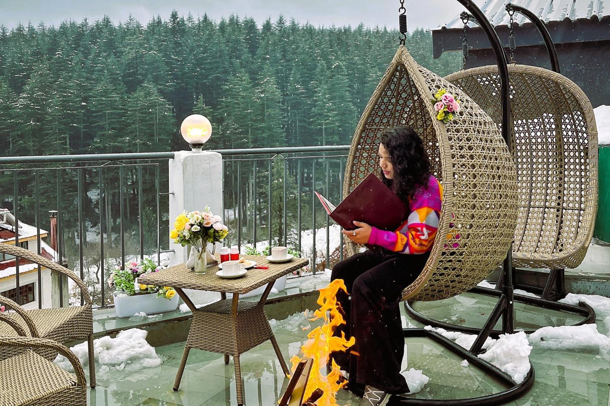 Hotel Greenfields Manāli Kültér fotó