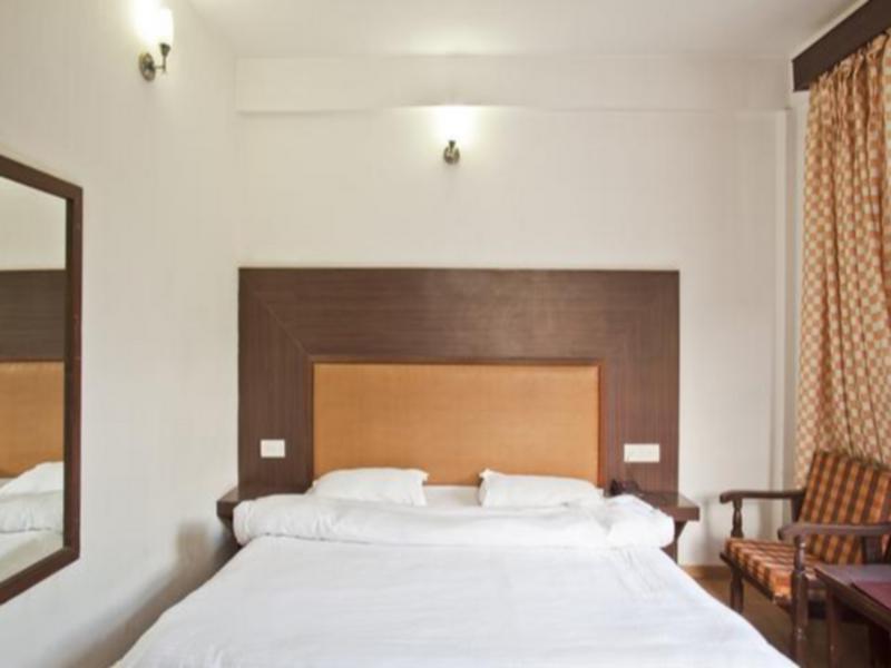 Hotel Greenfields Manāli Kültér fotó